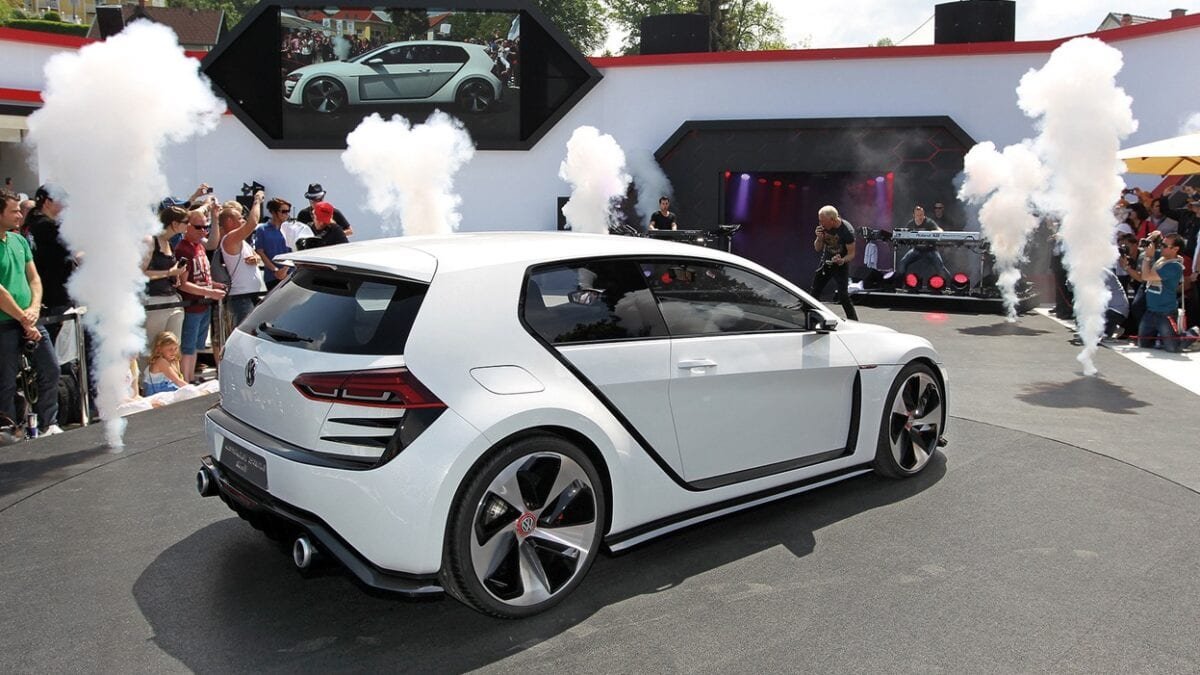 volkswagen golf gti design vision 11 Volkswagen выпустил 150-миллионный автомобиль