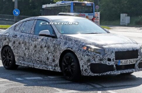 BMW тестирует новый автомобиль на дорогах общего пользования: шпионские фото