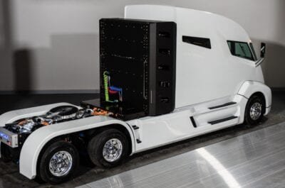 gruzovoj elektromobil ot tesla izvestny novye podrobnosti 5e6a260245842 Грузовой электромобиль от Tesla - известны новые подробности