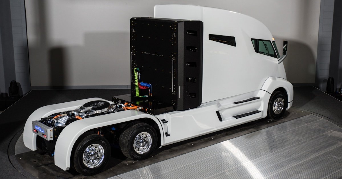 gruzovoj elektromobil ot tesla izvestny novye podrobnosti 5e6a260245842 Грузовой электромобиль от Tesla - известны новые подробности