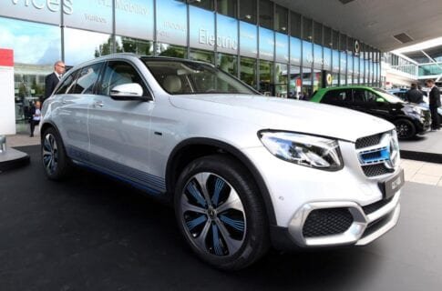 Новый Mercedes GLC F-CELL на водородном топливе