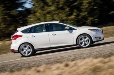 pervyj video test drajv ford focus restajling 2015 goda 5e6e0ea445762 Первый видео тест драйв Ford Focus - рестайлинг 2015 года
