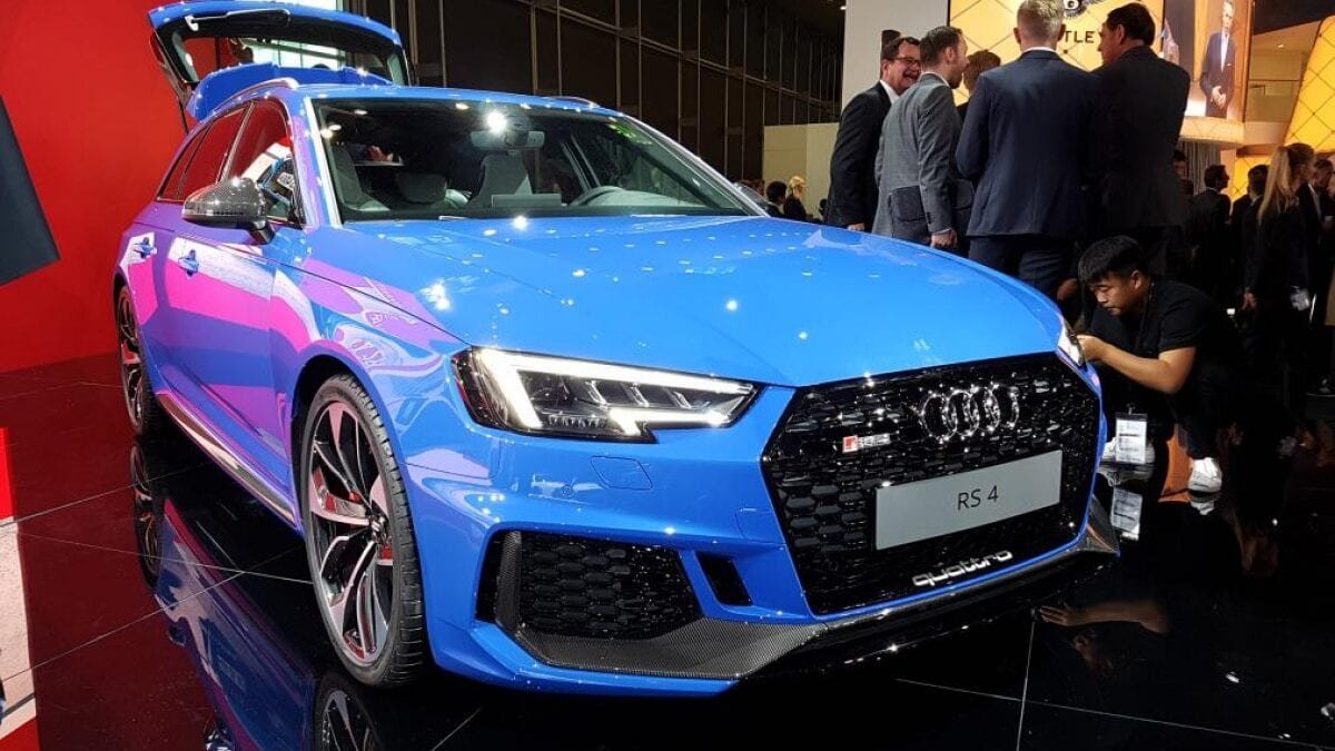 prezentacziya novogo audi rs4 avant foto s podiuma 5e6a1ef0cef20 Презентация нового Audi RS4 Avant (фото с подиума)