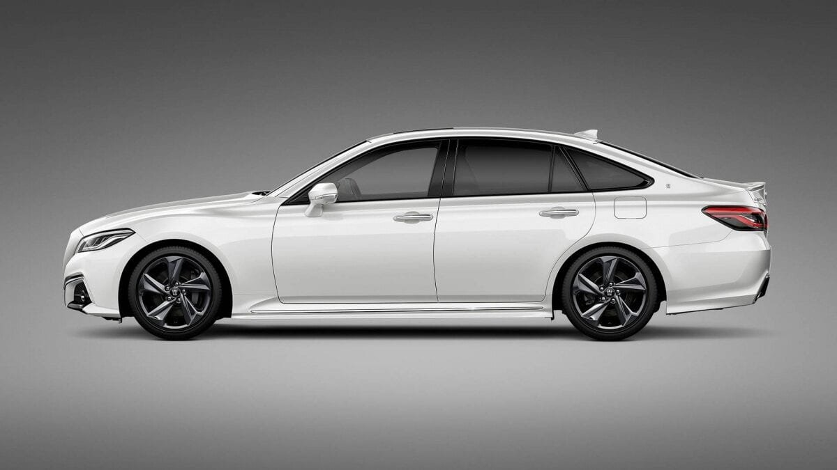 sleduyushhee pokolenie konczepczii toyota crown pokazano na tokijskom avtosalone 5e6a148b92689 Следующее поколение концепции Toyota Crown показано на Токийском Автосалоне