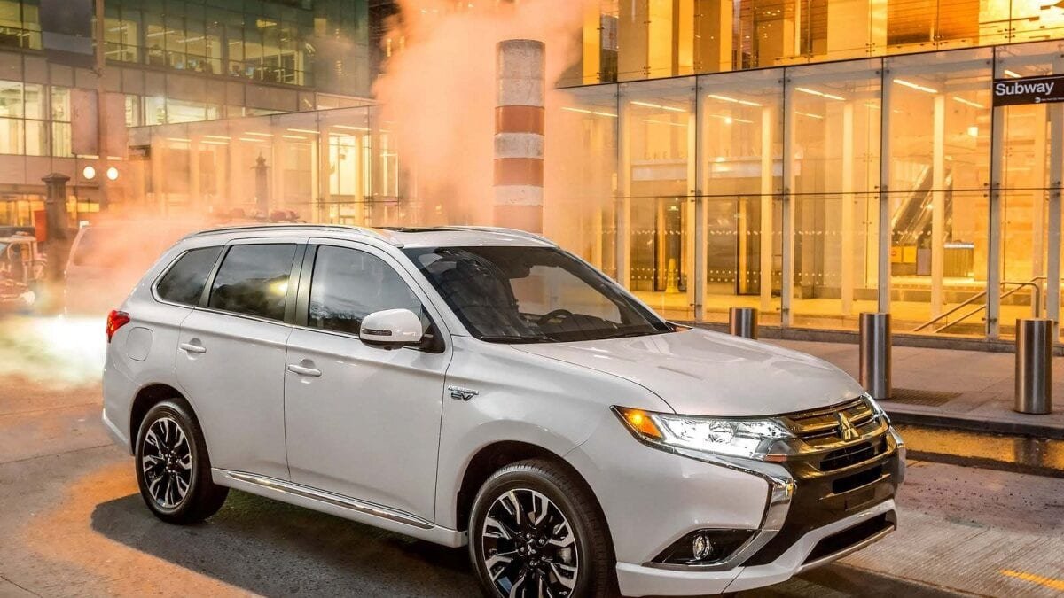 test drajv mitsubishi outlander phev alternativa dlya dizelnyh dvigatelej 5e6d3219d507e Тест-драйв Mitsubishi Outlander PHEV - альтернатива для дизельных двигателей
