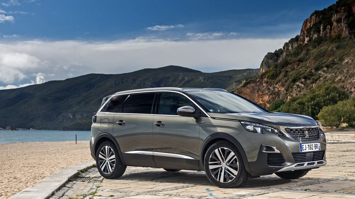 test drajv peugeot 5008 obzor 2017 modelnyj god 5e6d2f340ed28 Тест драйв Peugeot 5008 (обзор) 2017 модельный год
