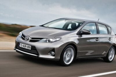 test drajv toyota auris 1 2 turbo 2017 modelnogo goda 5e6d00e0a987e Тест драйв Toyota Auris 1.2 Turbo 2017 модельного года