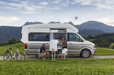 volkswagen california xxl concept kempernyj avtomobil ili kvartira na kolesah foto 5e6a25f704732 Volkswagen California XXL Concept - кемперный автомобиль или квартира на колесах (фото)