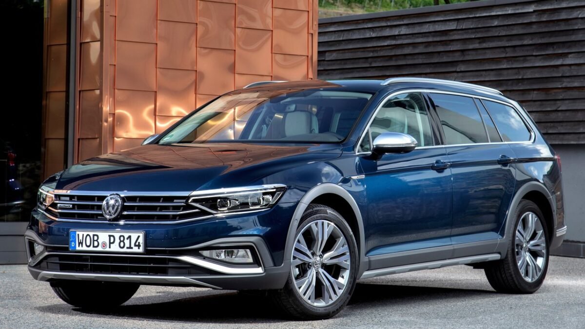 volkswagen passat alltrack 2020 Тест-драйв Volkswagen Passat Variant Alltrack 2020