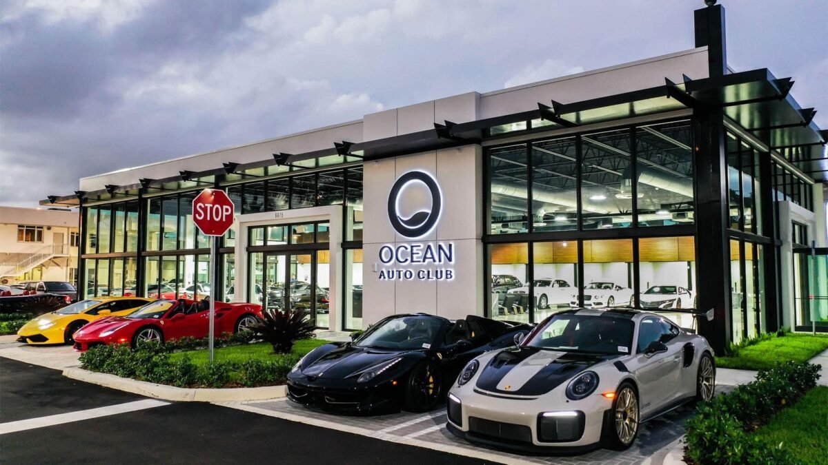 auto bg1 Несмотря на кризис лучше всего продаются премиальные бренды: DS, Porsche и Lexus