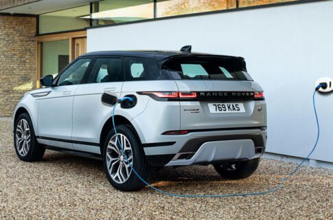 Range Rover Evoque и Land Rover Discovery Sport P300e, или трехцилиндровые гибриды