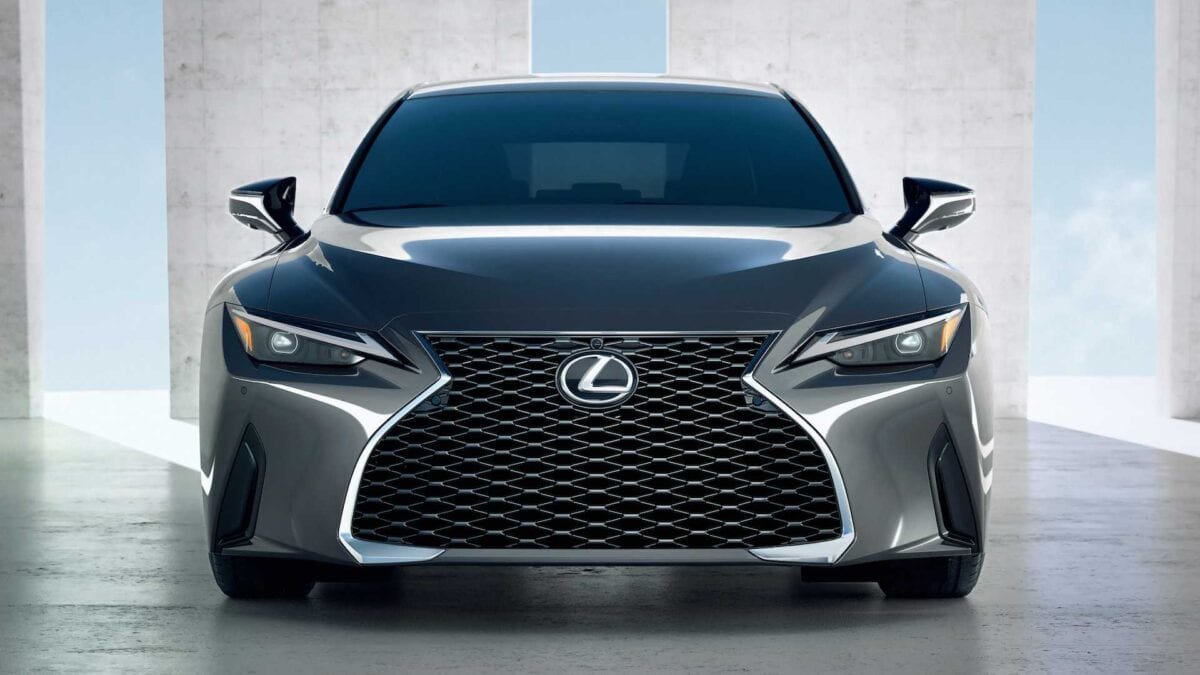 2021 lexus is1 Lexus IS 2020 - не новинка, а грамотная работа над ошибками