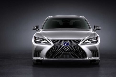 Марка Lexus обновила флагманский седан LS