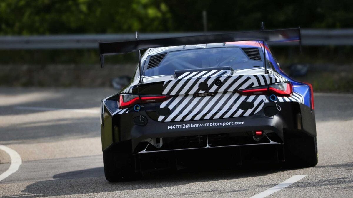 2022 bmw m4 gt3 rear1 BMW показала перші випробування M4 GT3