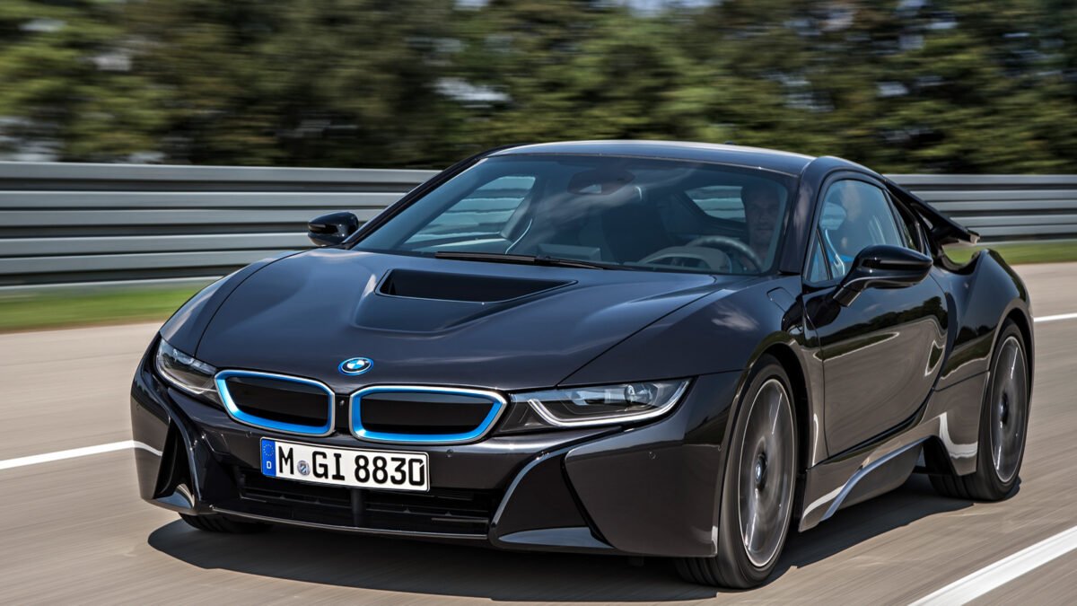 522f1fe194a65669e40000061 BMW i8 - как это устроено (Видео)
