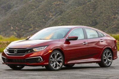honda civic sedan Оновлена Honda Civic BS6 - японський красень із новим двигуном