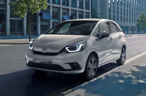 Новый Honda Jazz 2020 1.5 Hybrid — удивительный городской автомобиль