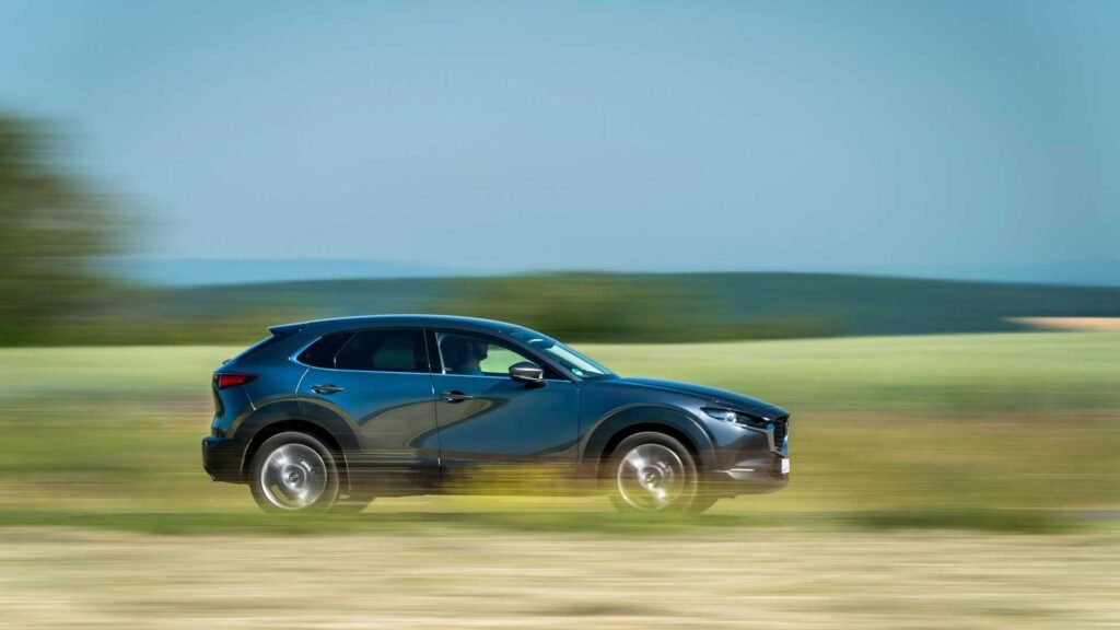 mazda cx 301 2 Новый мотор на новом кроссовере Mazda: что с расходом?