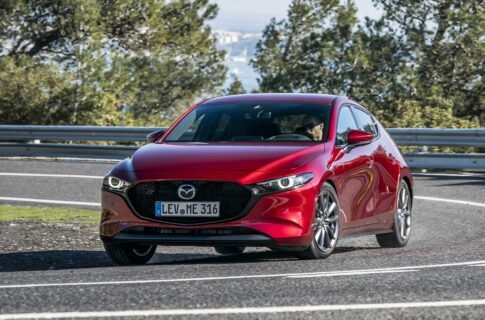 Проверяем реальный расход топлива Mazda3 Hybrid