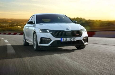 Новая Skoda Octavia RS 2020 — тест драйв