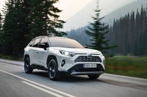 Проверяем реальный расход топлива Toyota RAV4 Hybrid AWD-i